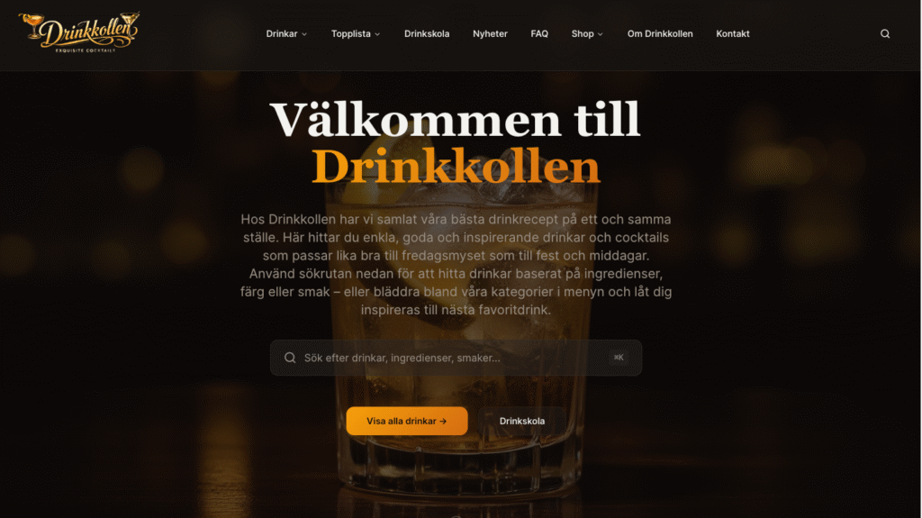 Drinkkollen - Hos Drinkkollen har vi samlat våra bästa drinkrecept på ett och samma ställe. Här hittar du enkla, goda och inspirerande drinkar och cocktails som passar lika bra till fredagsmyset som till fest och middagar. Använd sökrutan nedan för att hitta drinkar baserat på ingredienser, färg eller smak – eller bläddra bland våra kategorier i menyn och låt dig inspireras till nästa favoritdrink.